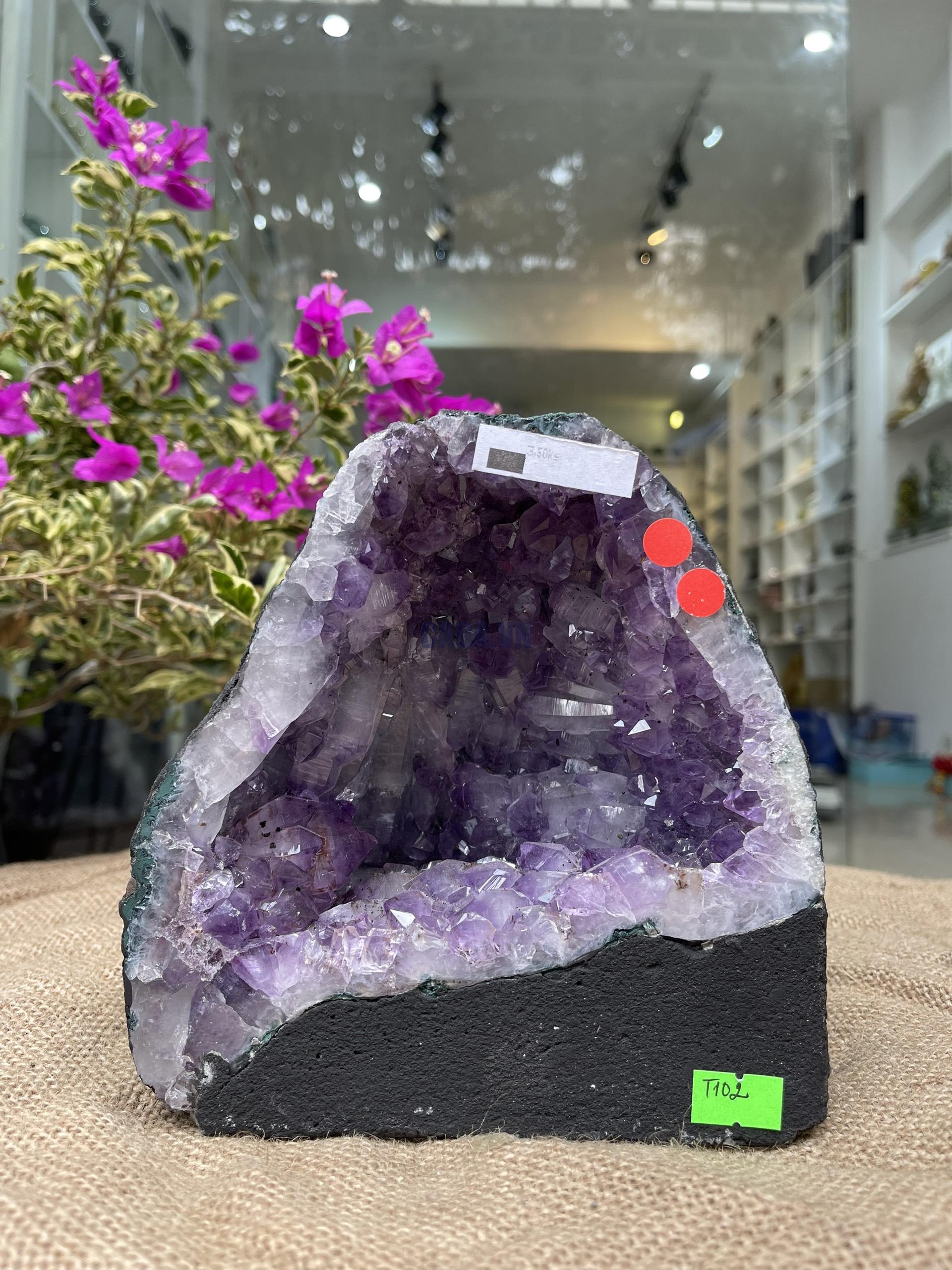 Hốc Thạch Anh Tím - Amethyst Geode (T102), KT: 17.5x17.5CM, KL: 3.5KG