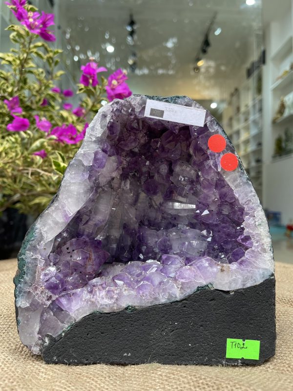 Hốc Thạch Anh Tím - Amethyst Geode (T102), KT: 17.5x17.5CM, KL: 3.5KG
