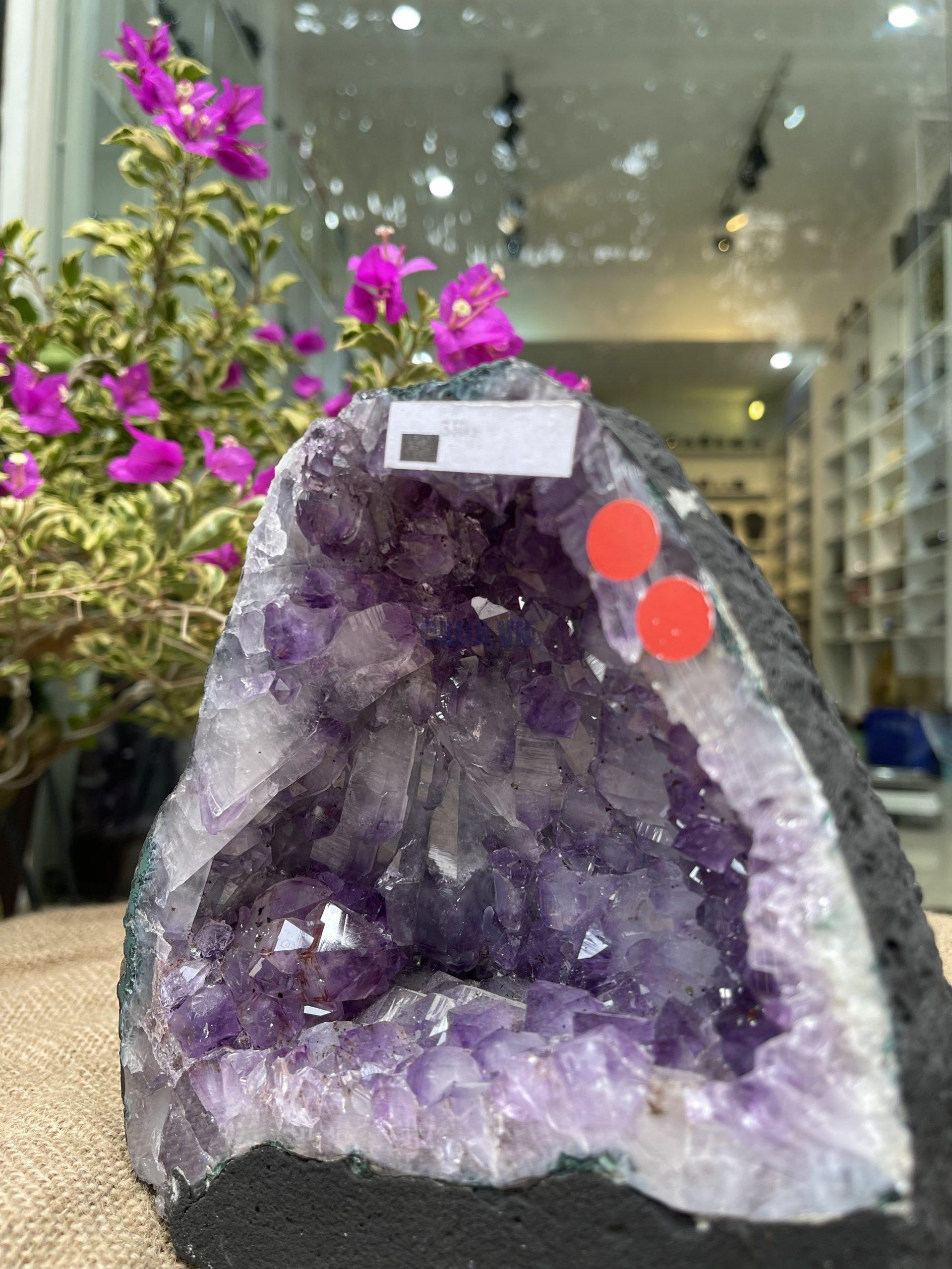 Hốc Thạch Anh Tím - Amethyst Geode (T102), KT: 17.5x17.5CM, KL: 3.5KG