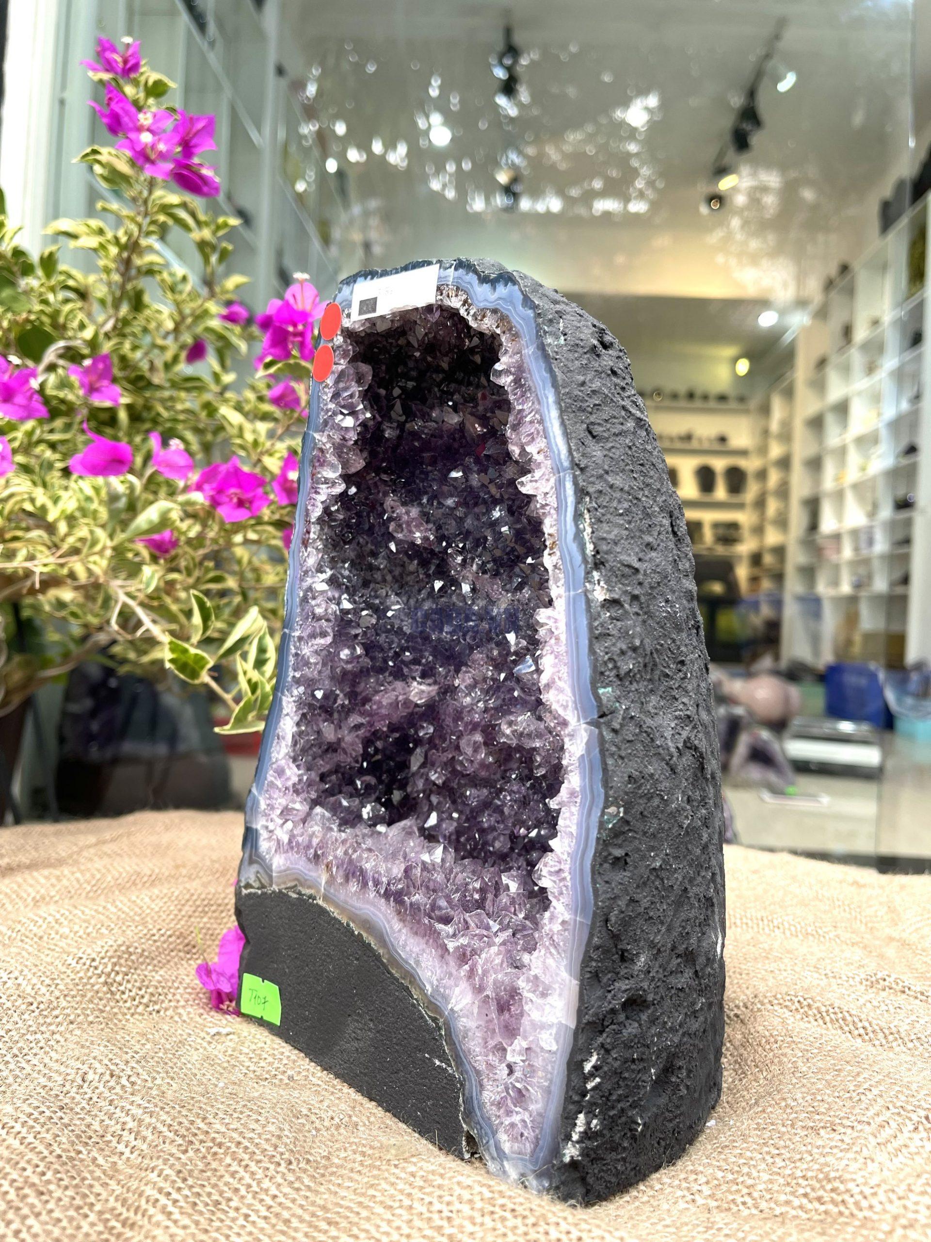 Hốc Thạch Anh Tím - Amethyst Geode (T107), KT: 24.5x15.5CM, KL: 5.15KG