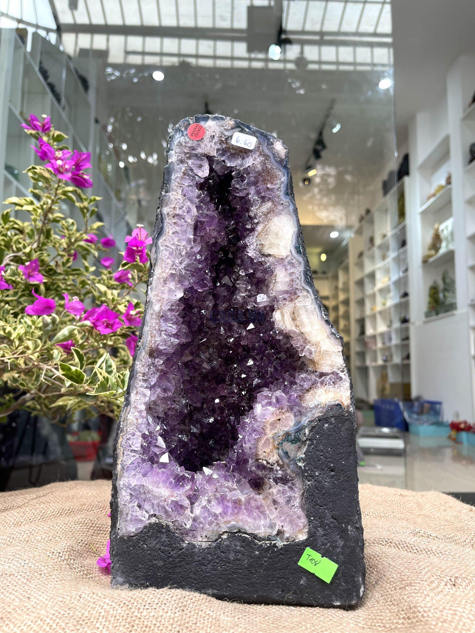 Hốc Thạch Anh Tím - Amethyst Geode (T108), KT: 31.5x16CM, KL: 6.42KG