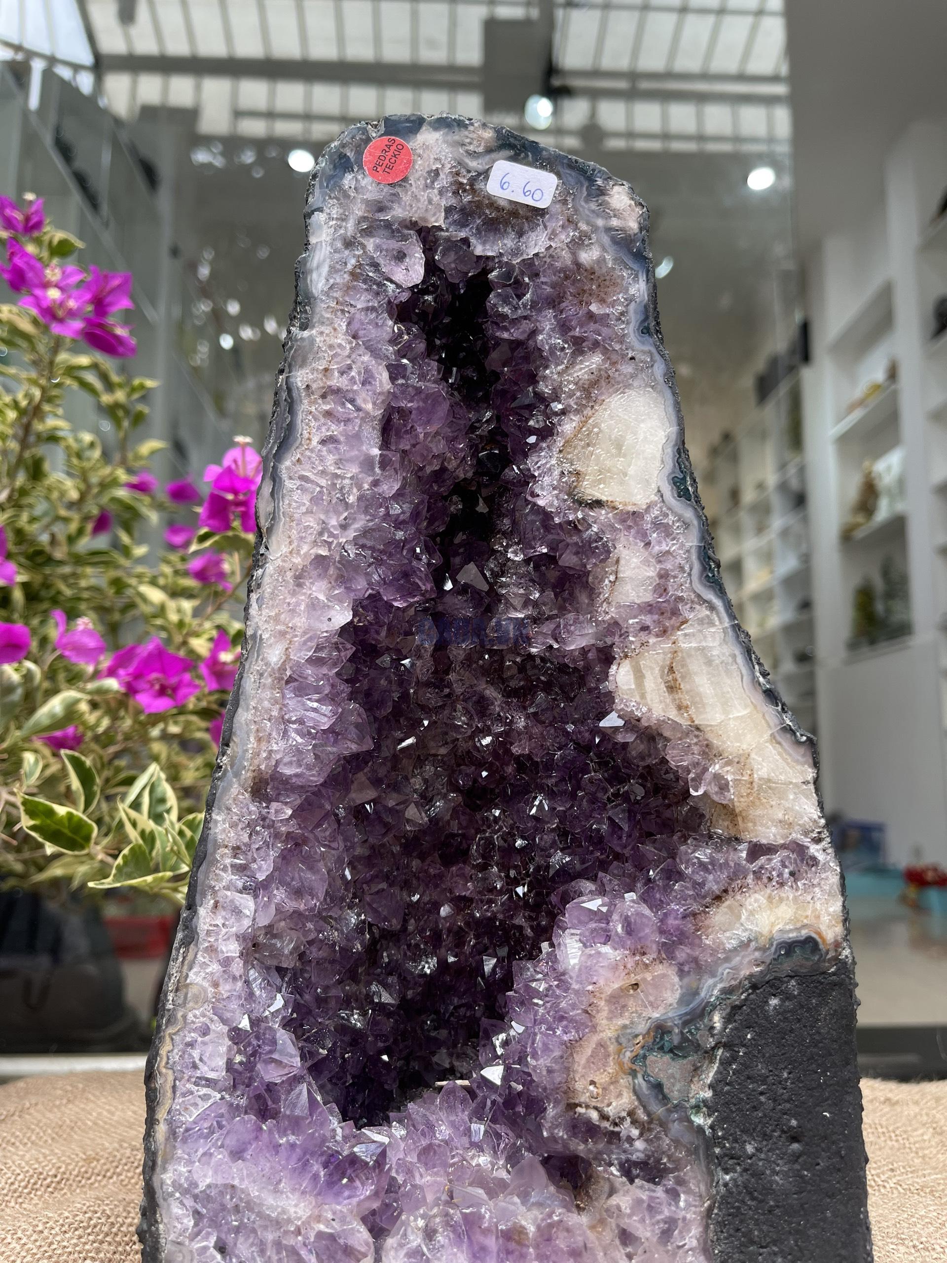 Hốc Thạch Anh Tím - Amethyst Geode (T108), KT: 31.5x16CM, KL: 6.42KG