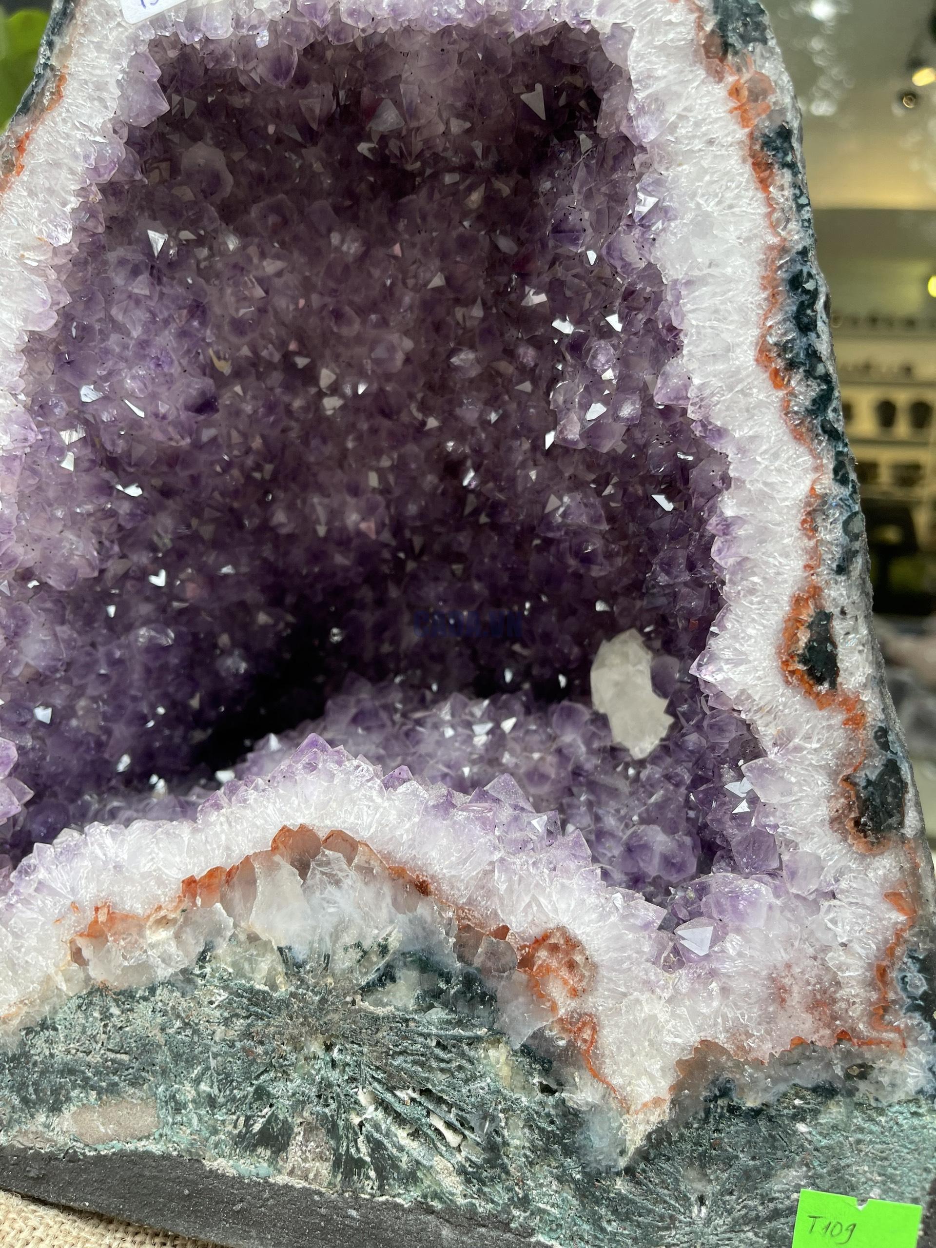 Hốc Thạch Anh Tím - Amethyst Geode (T109), KT: 26.5x22.5CM, KL: 13.1KG