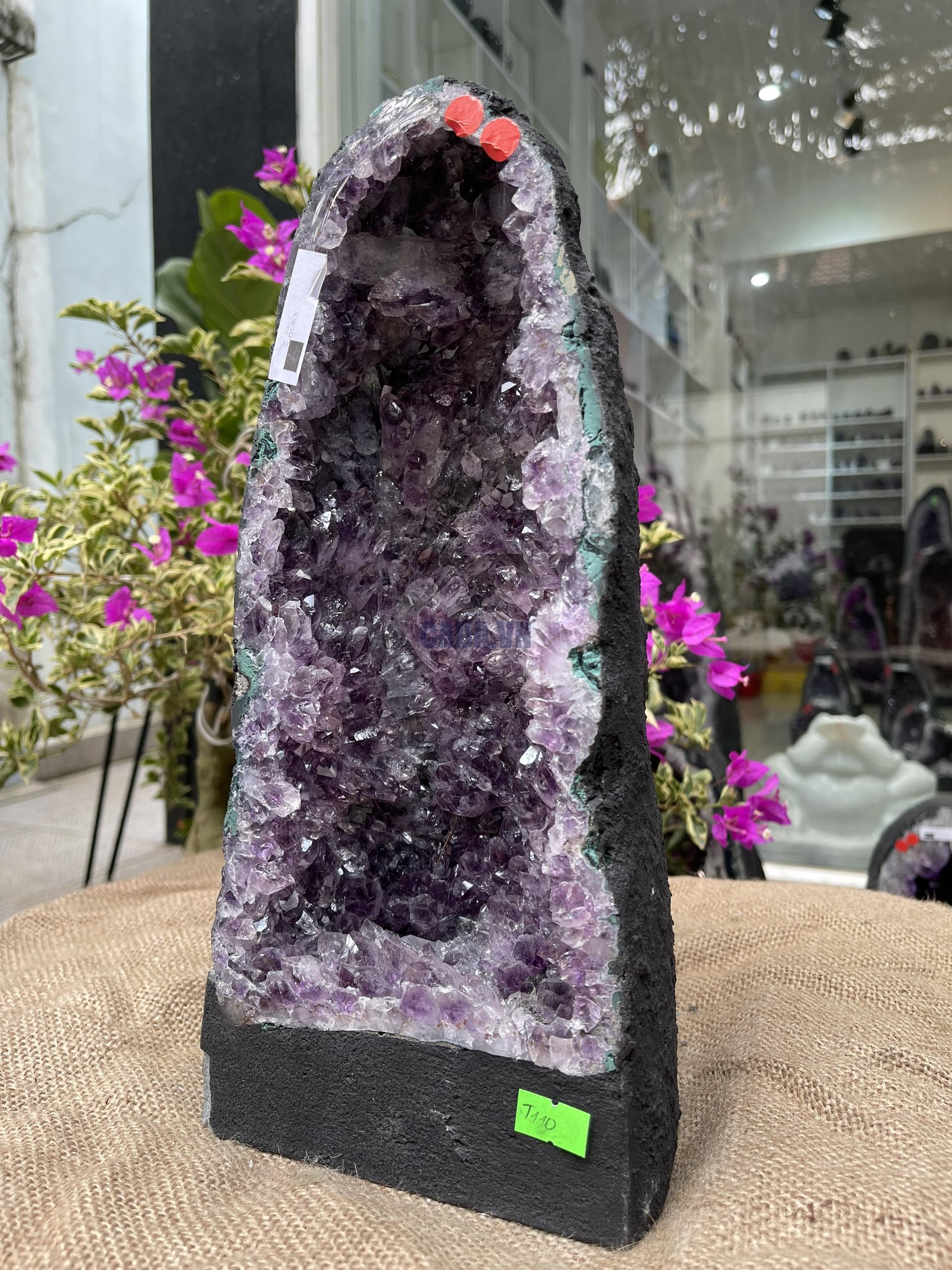 Hốc Thạch Anh Tím - Amethyst Geode (T110), KT: 32.5x13.5CM, KL: 5.6KG