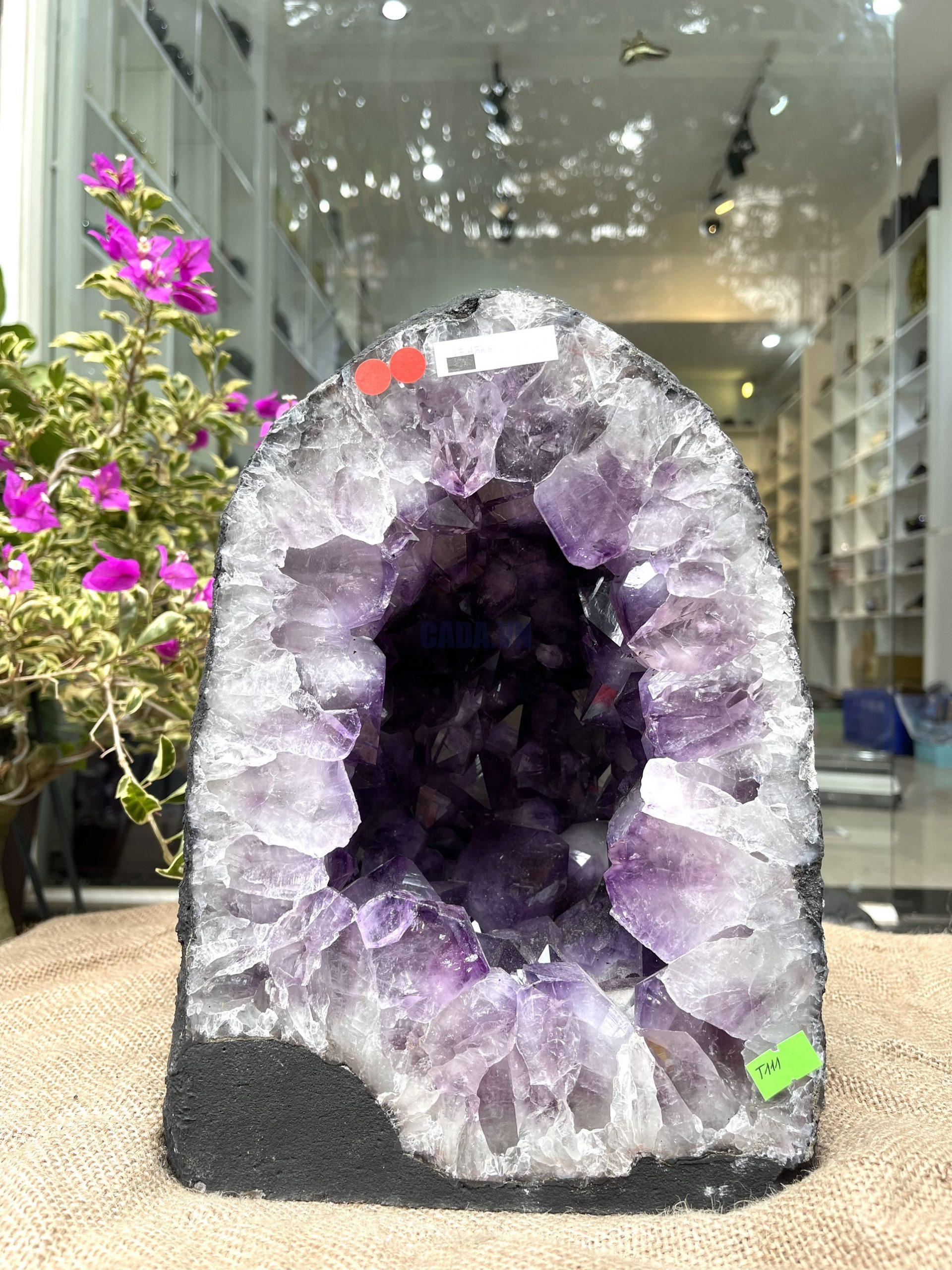 Hốc Thạch Anh Tím - Amethyst Geode (T111), KT: 29.5x21CM, KL: 15.45KG