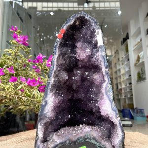 Hốc Thạch Anh Tím - Amethyst Geode (T114), KT: 34x18CM, KL: 9.5KG