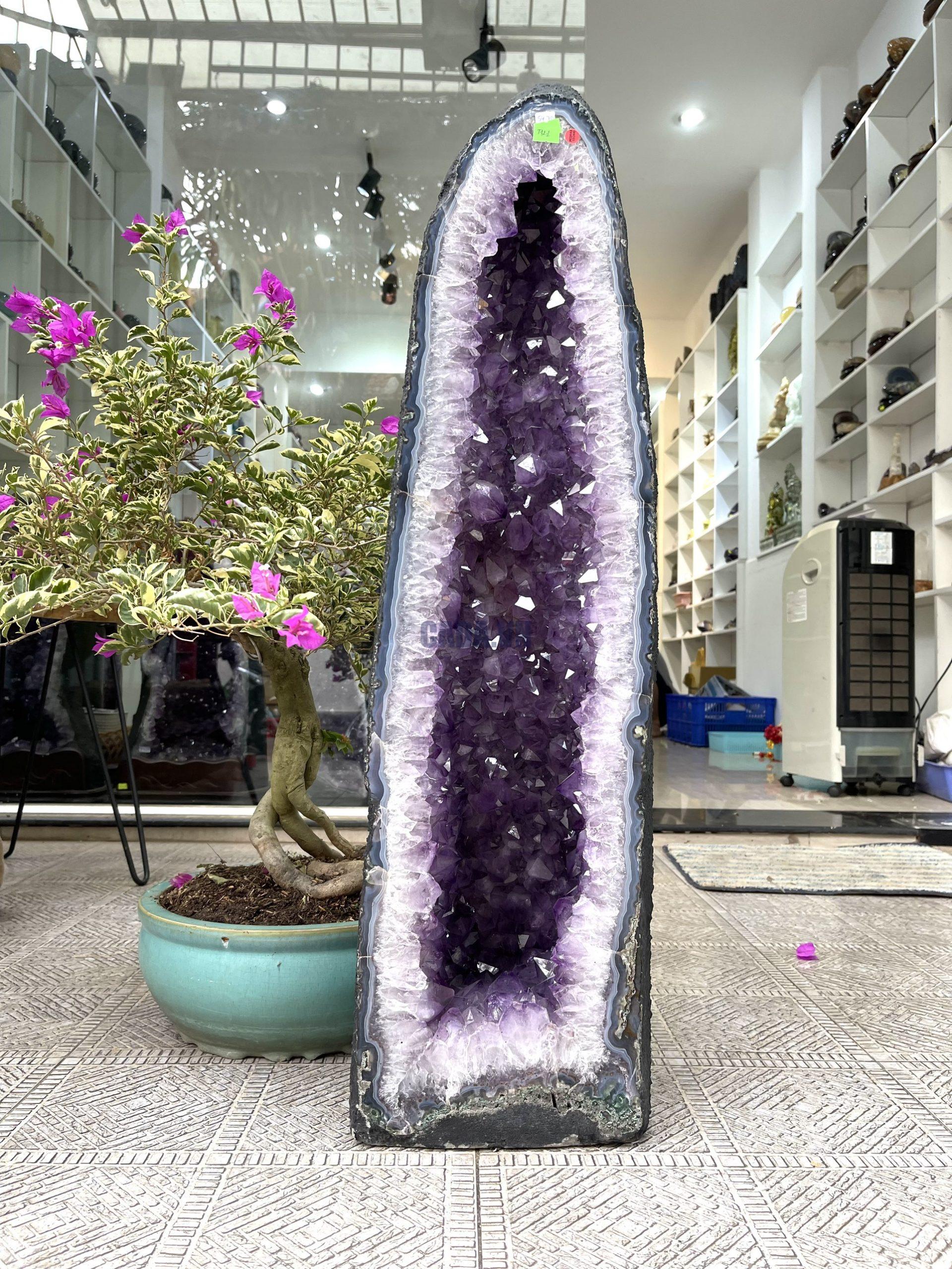 Hốc Thạch Anh Tím - Amethyst Geode (T121), KT: 89x23CM, KL: 54,7KG