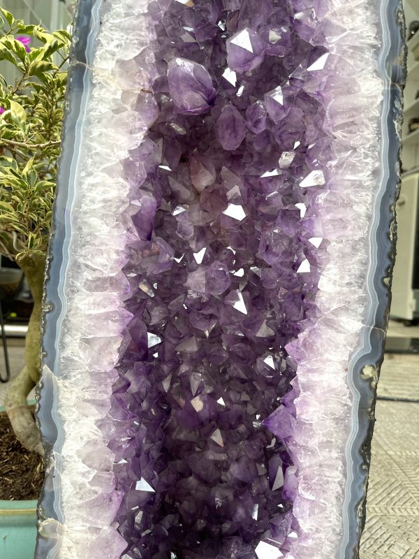 Hốc Thạch Anh Tím - Amethyst Geode (T121), KT: 89x23CM, KL: 54,7KG