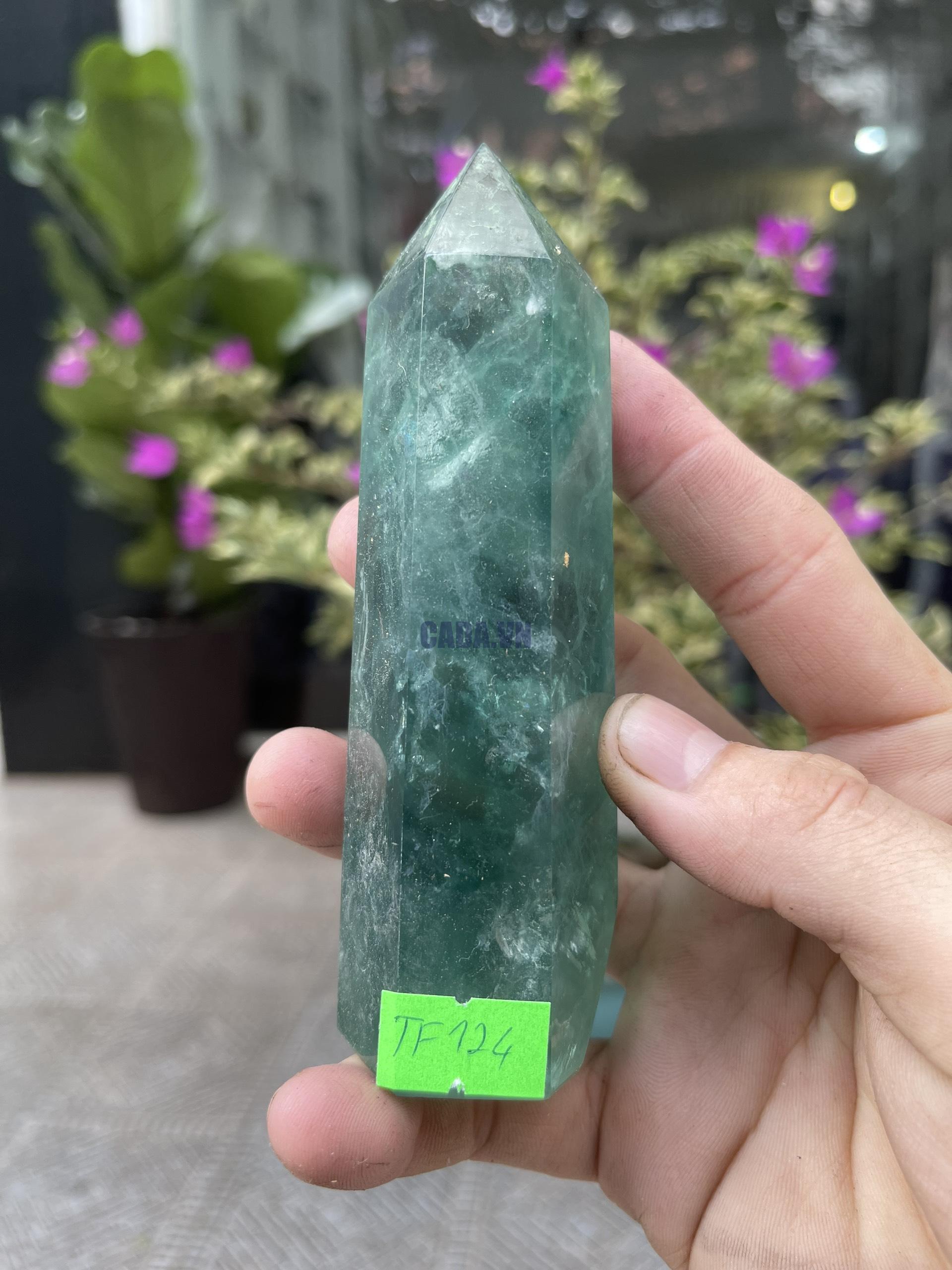 Trụ Fluorite Xanh - Green Fluorite Point, KT: 12.7X3.8CM, KL: 0.334KG (TF124)