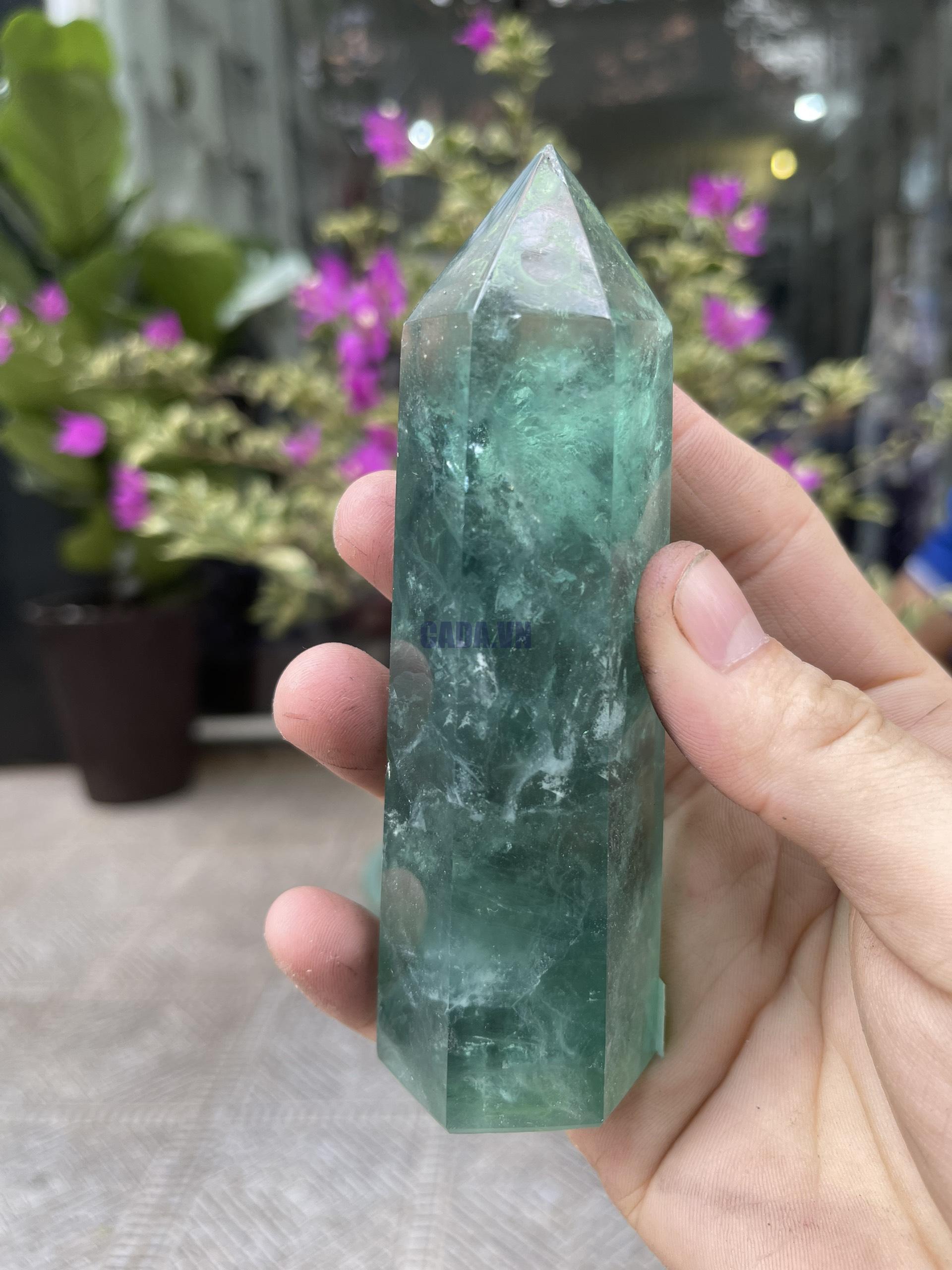 Trụ Fluorite Xanh - Green Fluorite Point, KT: 12.7X3.8CM, KL: 0.334KG (TF124)