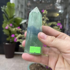 Trụ Fluorite Xanh - Green Fluorite Point, KT: 10.6X4CM, KL: 0.248KG (TF127)