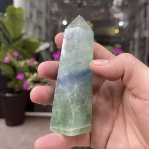 Trụ Fluorite Xanh - Green Fluorite Point, KT: 10.6X4CM, KL: 0.248KG (TF127)