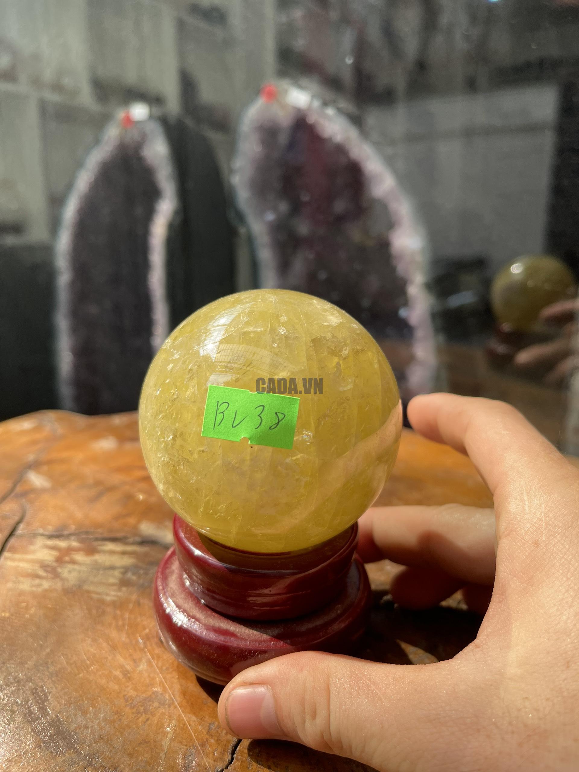 Bi cầu Thạch Anh Vàng - Citrine Sphere (BV38), ĐK: 7.2CM, KL: 0.528KG