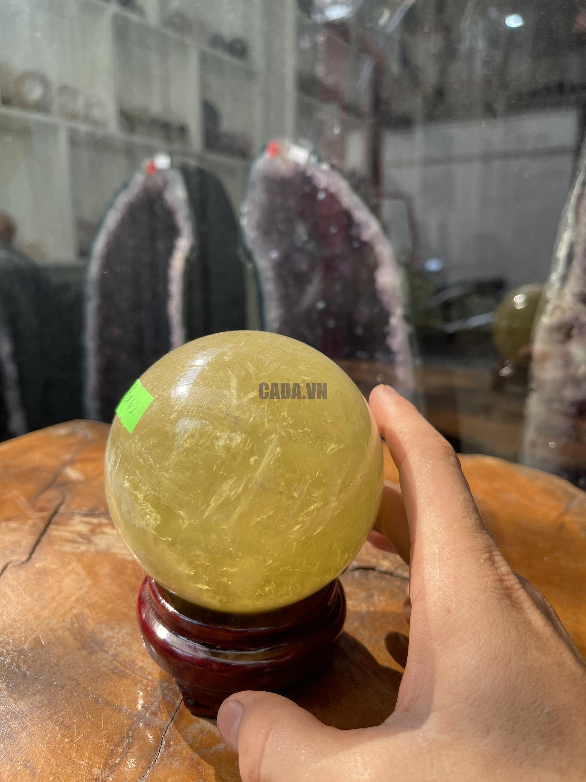 Bi cầu Thạch Anh Vàng - Citrine Sphere (BV42), ĐK: 9.0CM, KL: 1.08KG