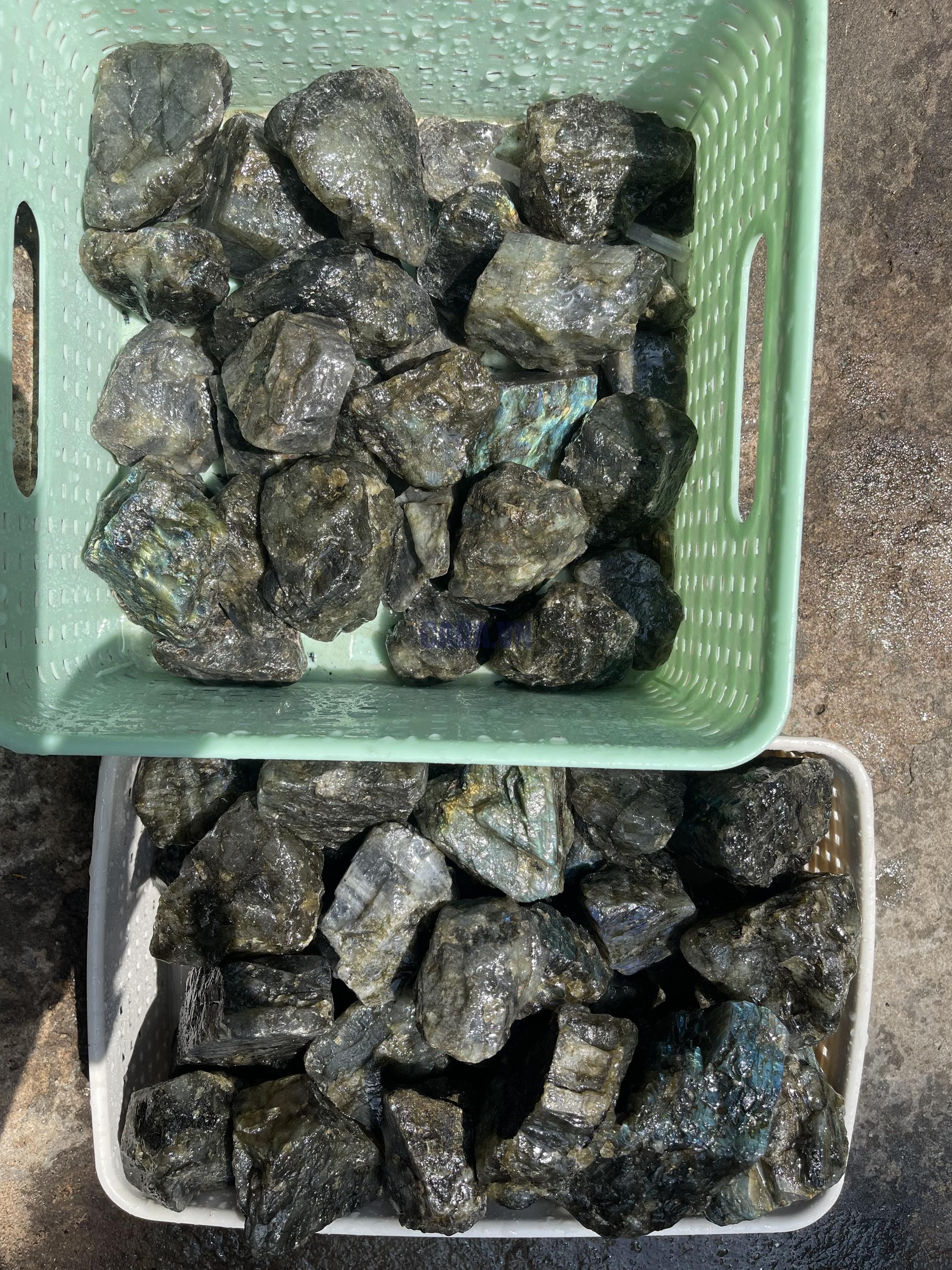 Đá thô Xà Cừ - Raw Labradorite