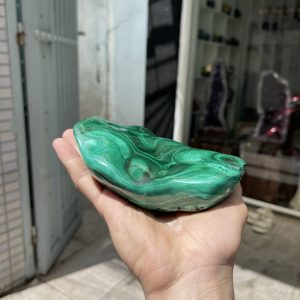 ĐÁ LÔNG CÔNG – ĐÁ KHỔNG TƯỚC – MALACHITE (LC3), KT: 18×12 CM; KL: 1.48KG