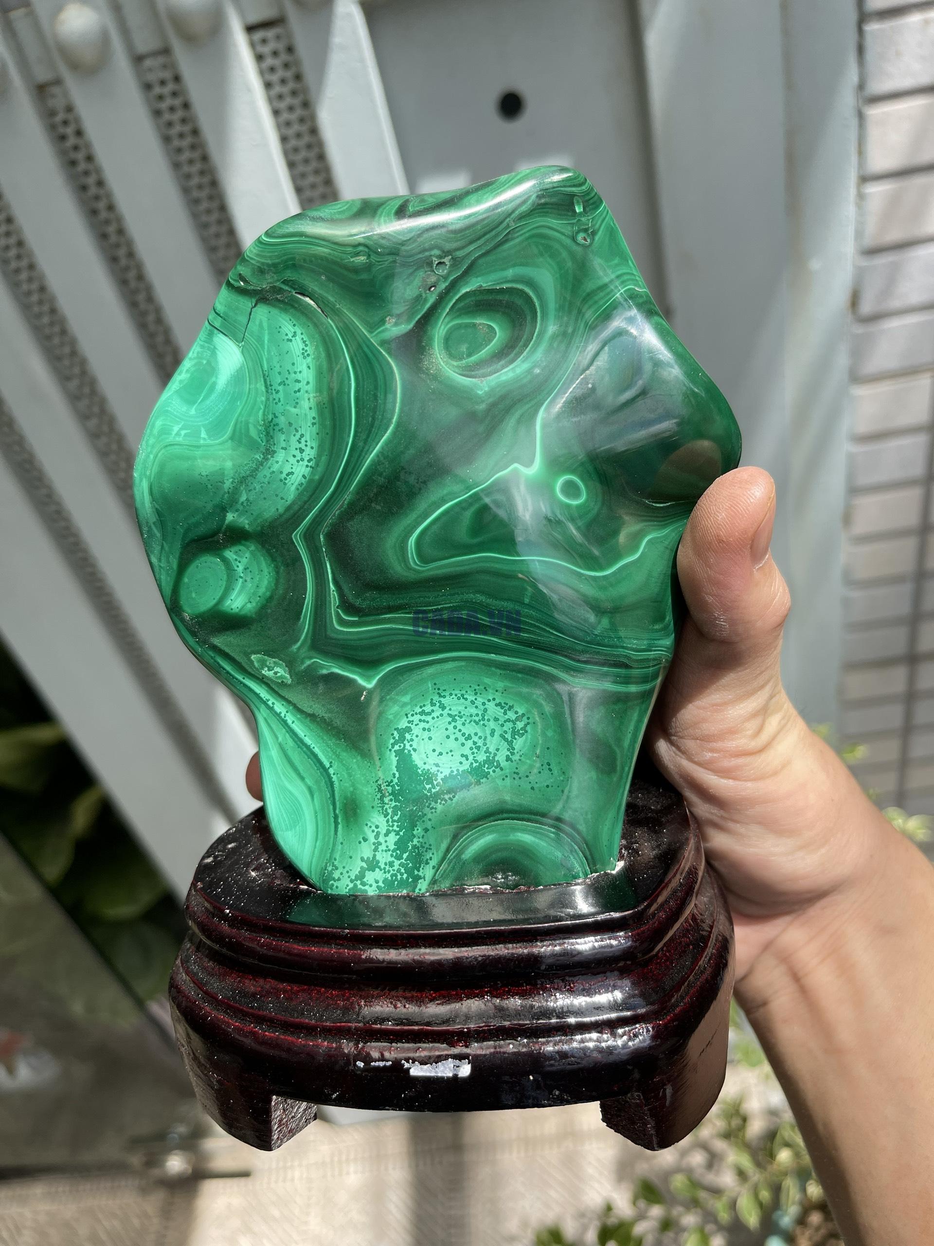 ĐÁ LÔNG CÔNG – ĐÁ KHỔNG TƯỚC – MALACHITE (LC3), KT: 18×12 CM; KL: 1.48KG