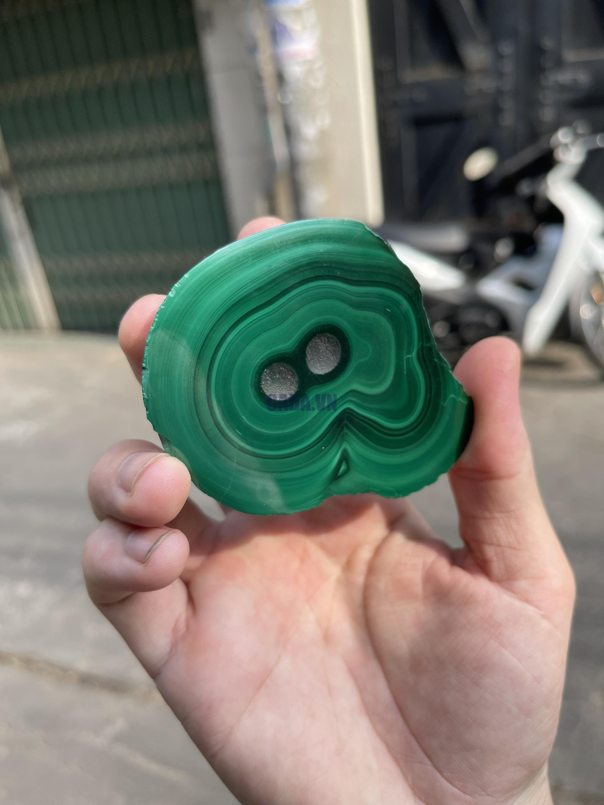 ĐÁ LÔNG CÔNG – ĐÁ KHỔNG TƯỚC – MALACHITE (LC5), KT: 8×6.5 CM; KL: 0.166KG