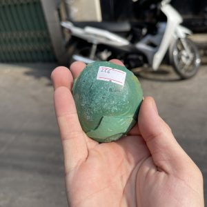 ĐÁ LÔNG CÔNG – ĐÁ KHỔNG TƯỚC – MALACHITE (LC6), KT: 6.5×6 CM; KL: 0.112KG