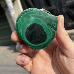 ĐÁ LÔNG CÔNG – ĐÁ KHỔNG TƯỚC – MALACHITE (LC15), KT: 5.5×5.3 CM; KL: 0.112KG