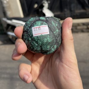 ĐÁ LÔNG CÔNG – ĐÁ KHỔNG TƯỚC – MALACHITE (LC10), KT: 6×5.8 CM; KL: 0.116KG