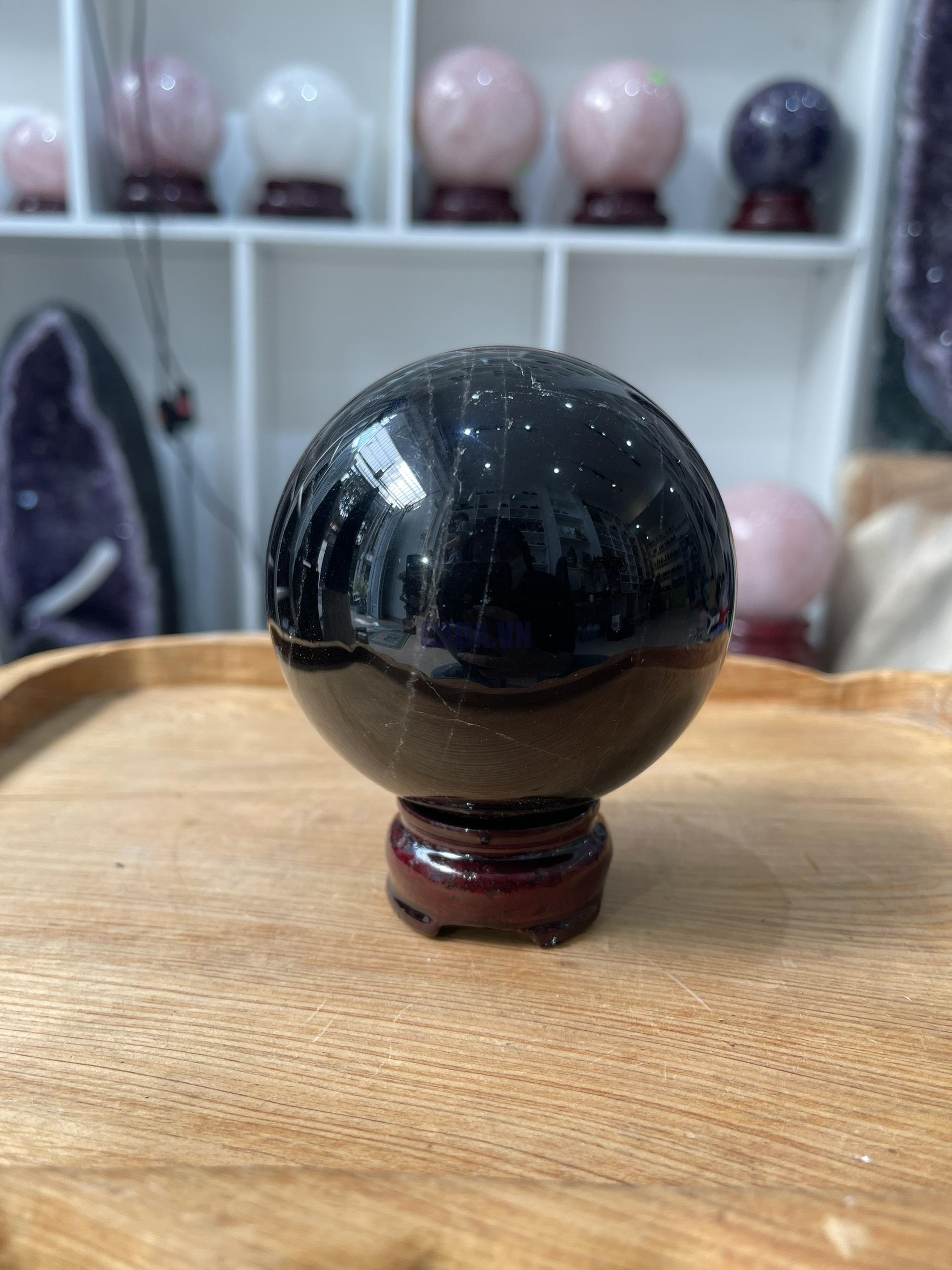 Bi cầu Thạch Anh Đen - Black Quartz Sphere (BĐE22), KL: 0.954 KG, ĐK: 8.8 CM