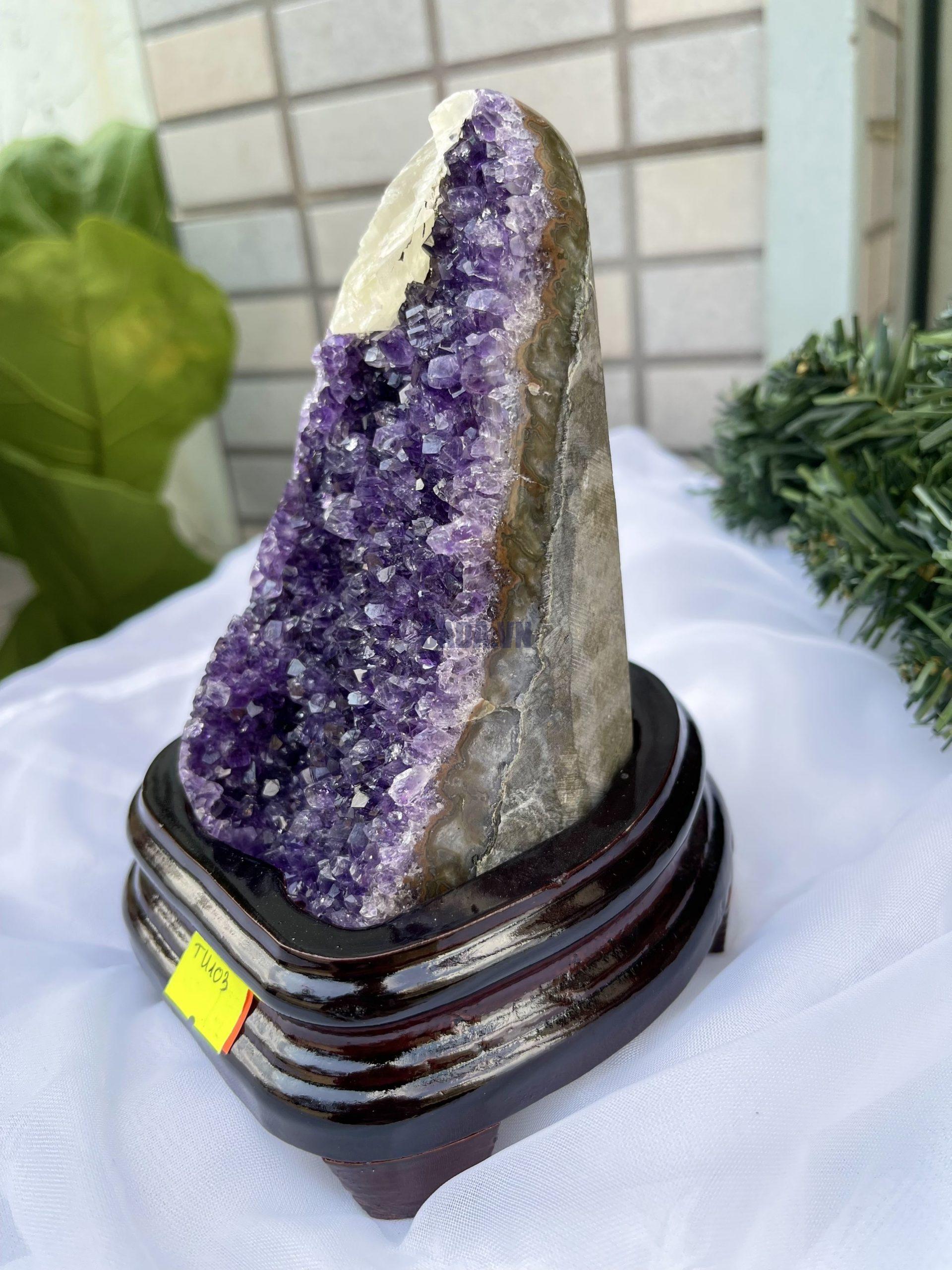 HỐC THẠCH ANH TÍM NHỎ – SMALL AMETHYST GEODE TU103