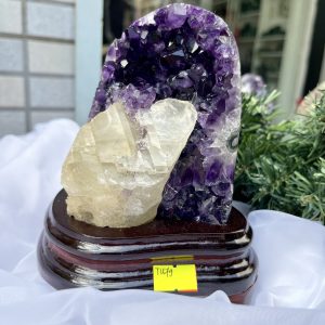 HỐC THẠCH ANH TÍM NHỎ – SMALL AMETHYST GEODE TU79