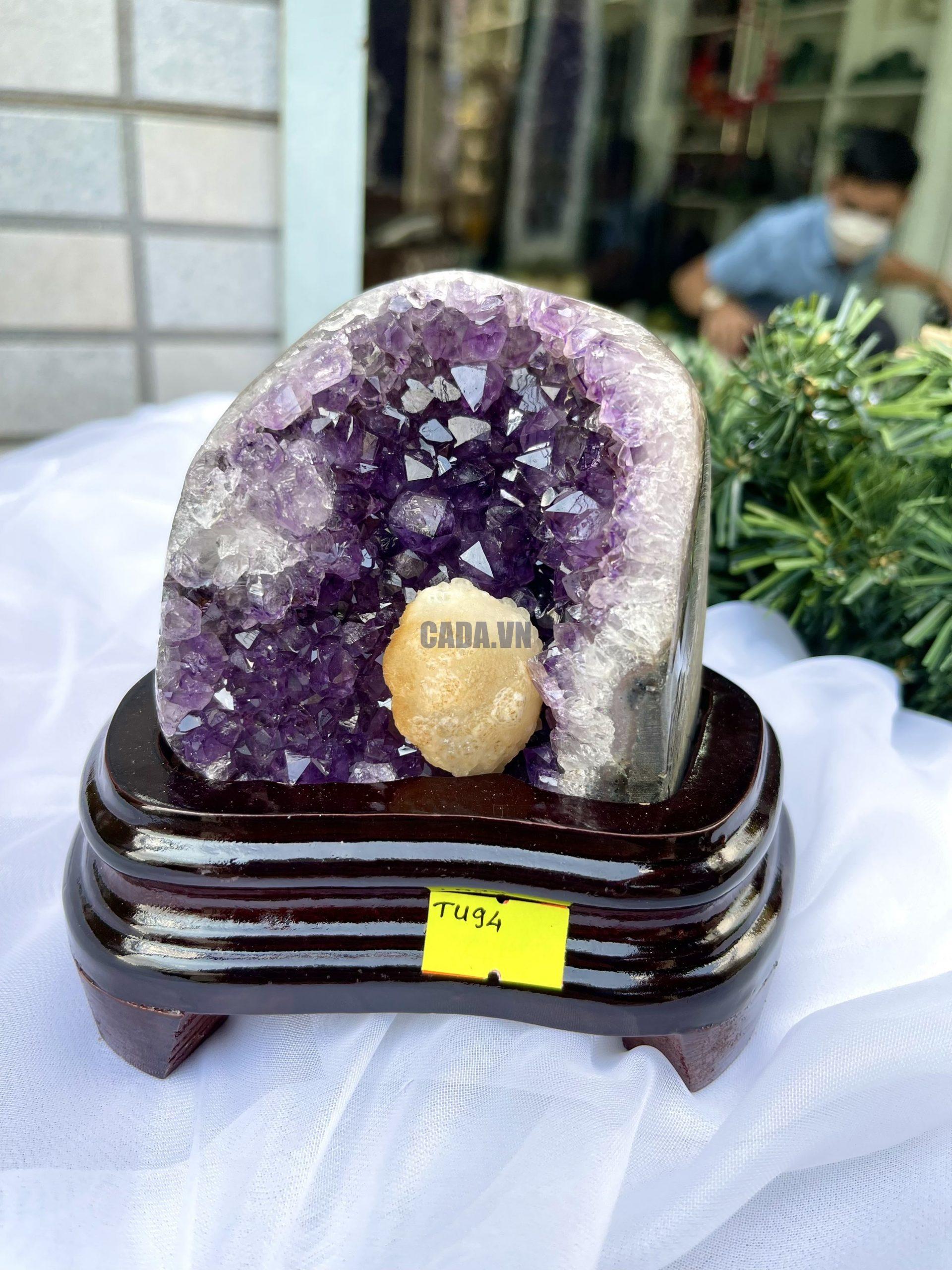 HỐC THẠCH ANH TÍM NHỎ – SMALL AMETHYST GEODE TU94