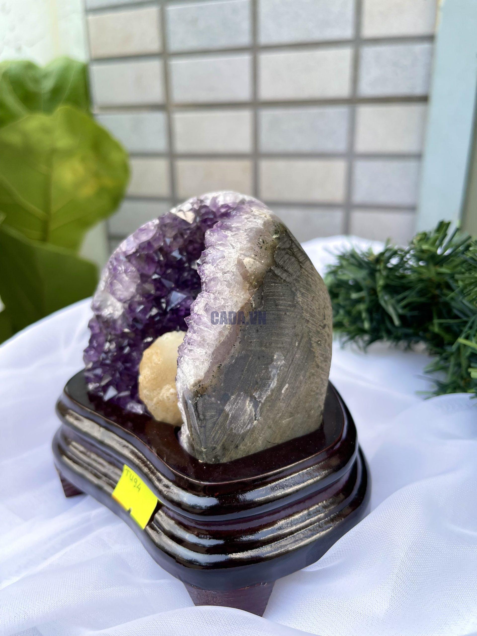 HỐC THẠCH ANH TÍM NHỎ – SMALL AMETHYST GEODE TU94