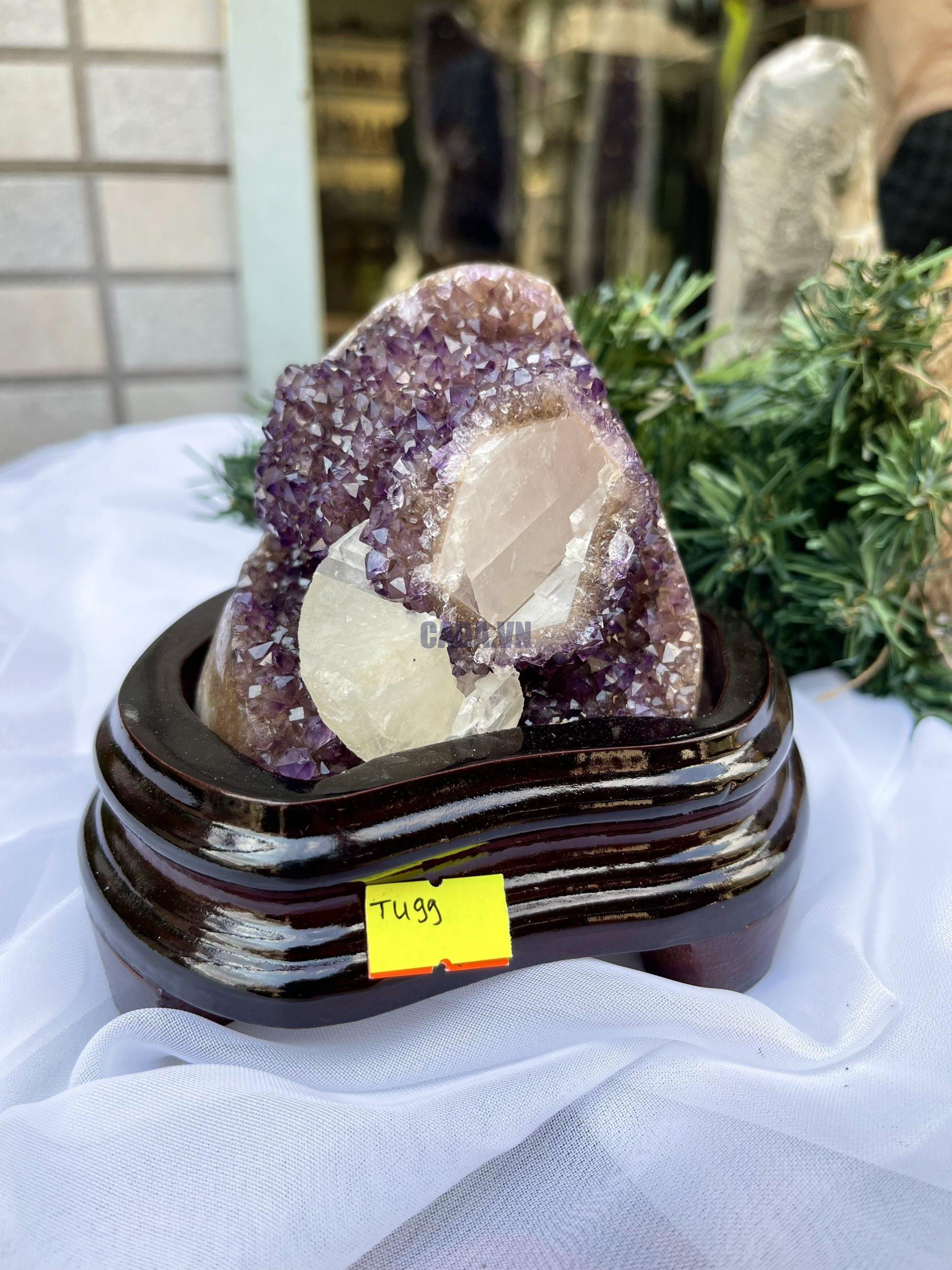 HỐC THẠCH ANH TÍM NHỎ – SMALL AMETHYST GEODE TU99