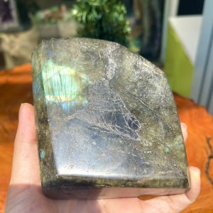 ĐÁ XÀ CỪ Labradorite – KT 10.5x9 cm, KL 0.888kg (XC118)