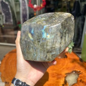 ĐÁ XÀ CỪ Labradorite – KT 12.5x11 cm, KL 1.502 kg (XC124)