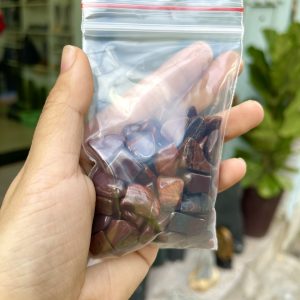 Đá vụn phong thủy đá Mắt Hổ Đỏ