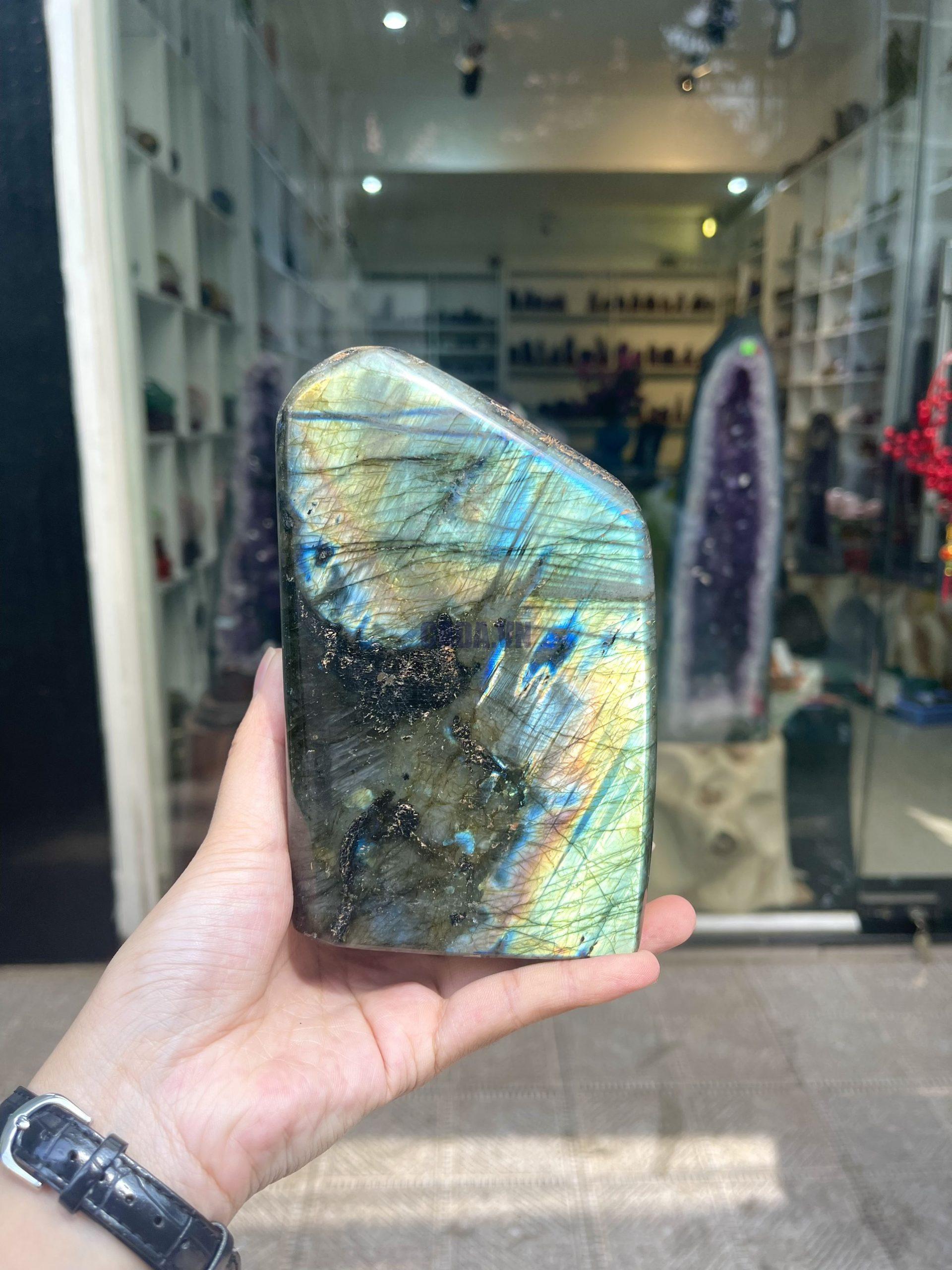 ĐÁ XÀ CỪ Labradorite – KT 14,5*9 cm, KL 1,282 kg (XC130)