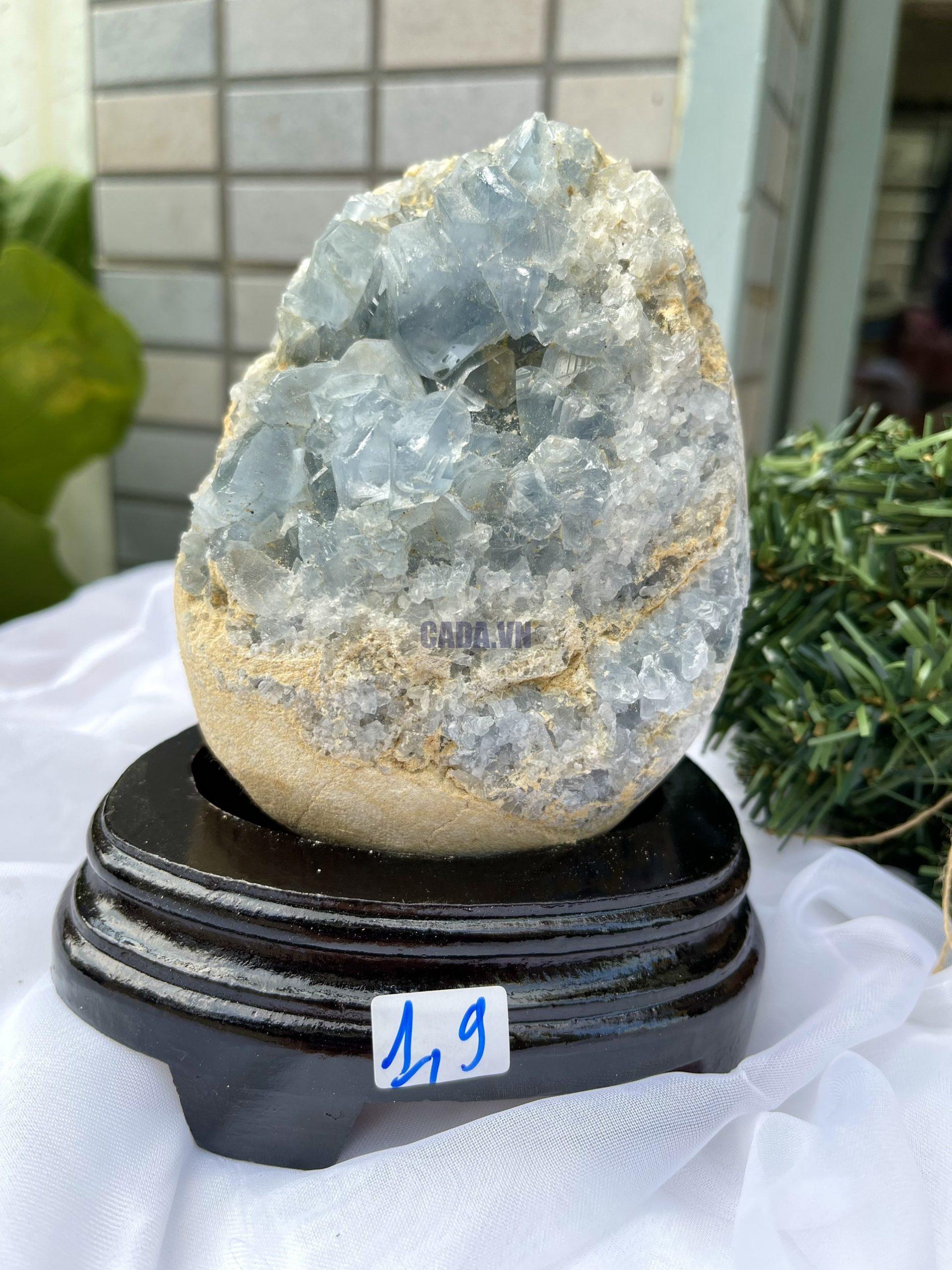 ĐÁ TINH THỂ CELESTINE, KL: 1.9 KG, KT: 14.5×10.3 CM (CLT23)