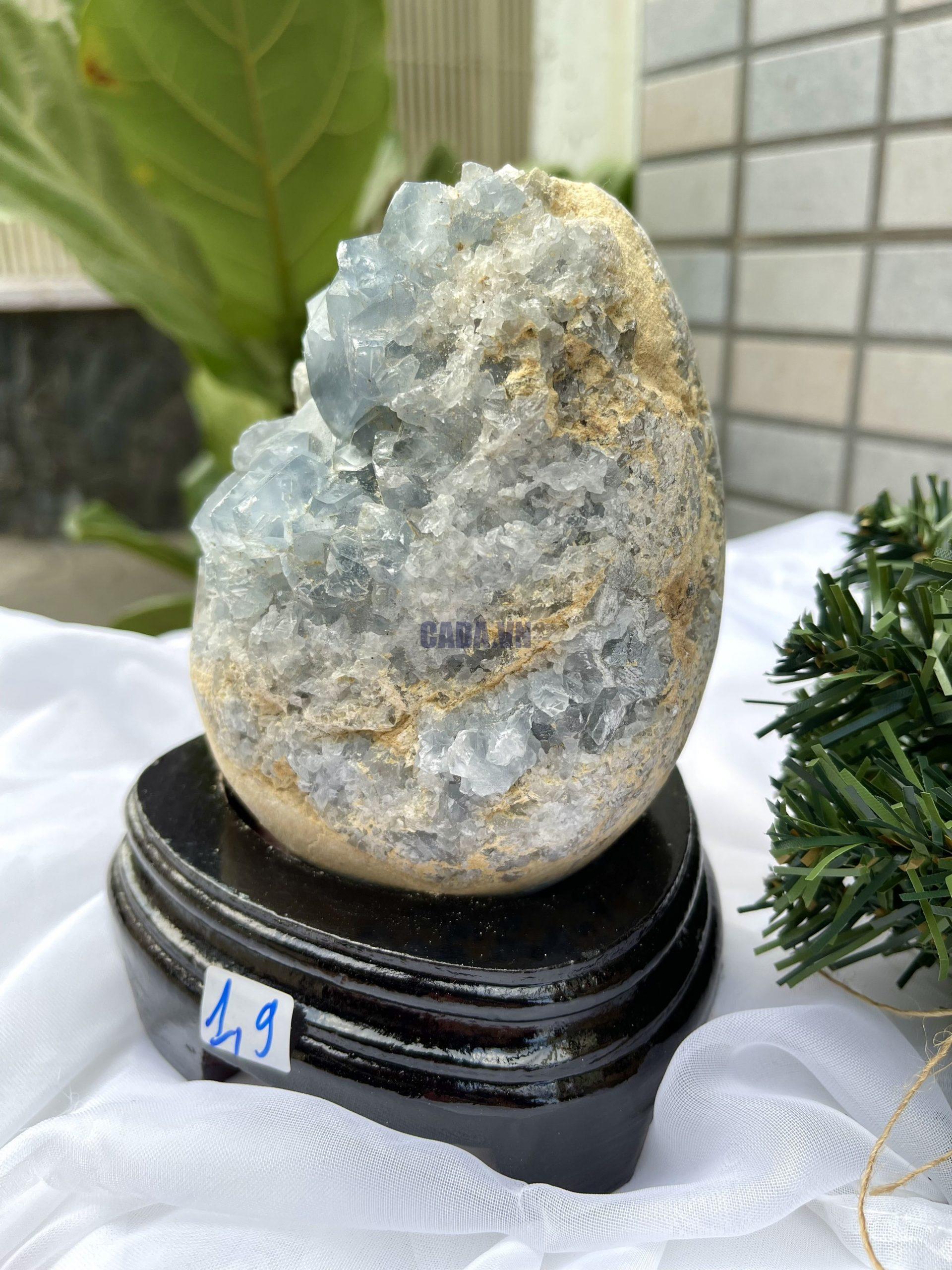 ĐÁ TINH THỂ CELESTINE, KL: 1.9 KG, KT: 14.5×10.3 CM (CLT23)