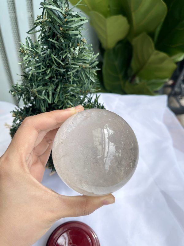 QUẢ CẦU PHONG THỦY THẠCH ANH TRẮNG ĐK 7,83CM KL 0,705KG MS: BTR42