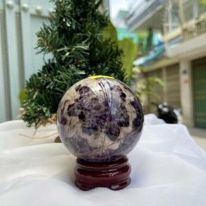 QUẢ CẦU PHONG THỦY THẠCH ANH TÍM ĐK: 8 CM KL: 730G (BTi39)