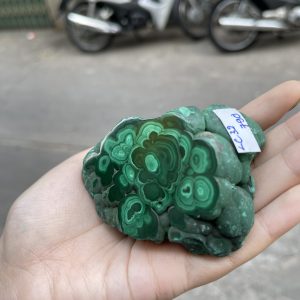 ĐÁ LÔNG CÔNG – ĐÁ KHỔNG TƯỚC – MALACHITE (LC32), KT: 9.5×5.8 CM; KL: 0.262KG