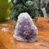 HỐC THẠCH ANH TÍM NHỎ – SMALL AMETHYST GEODE (TV327), KL: 0.490KG, KT: 10×8 CM