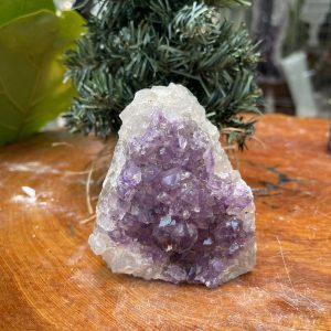 HỐC THẠCH ANH TÍM NHỎ – SMALL AMETHYST GEODE (TV327), KL: 0.490KG, KT: 10×8 CM