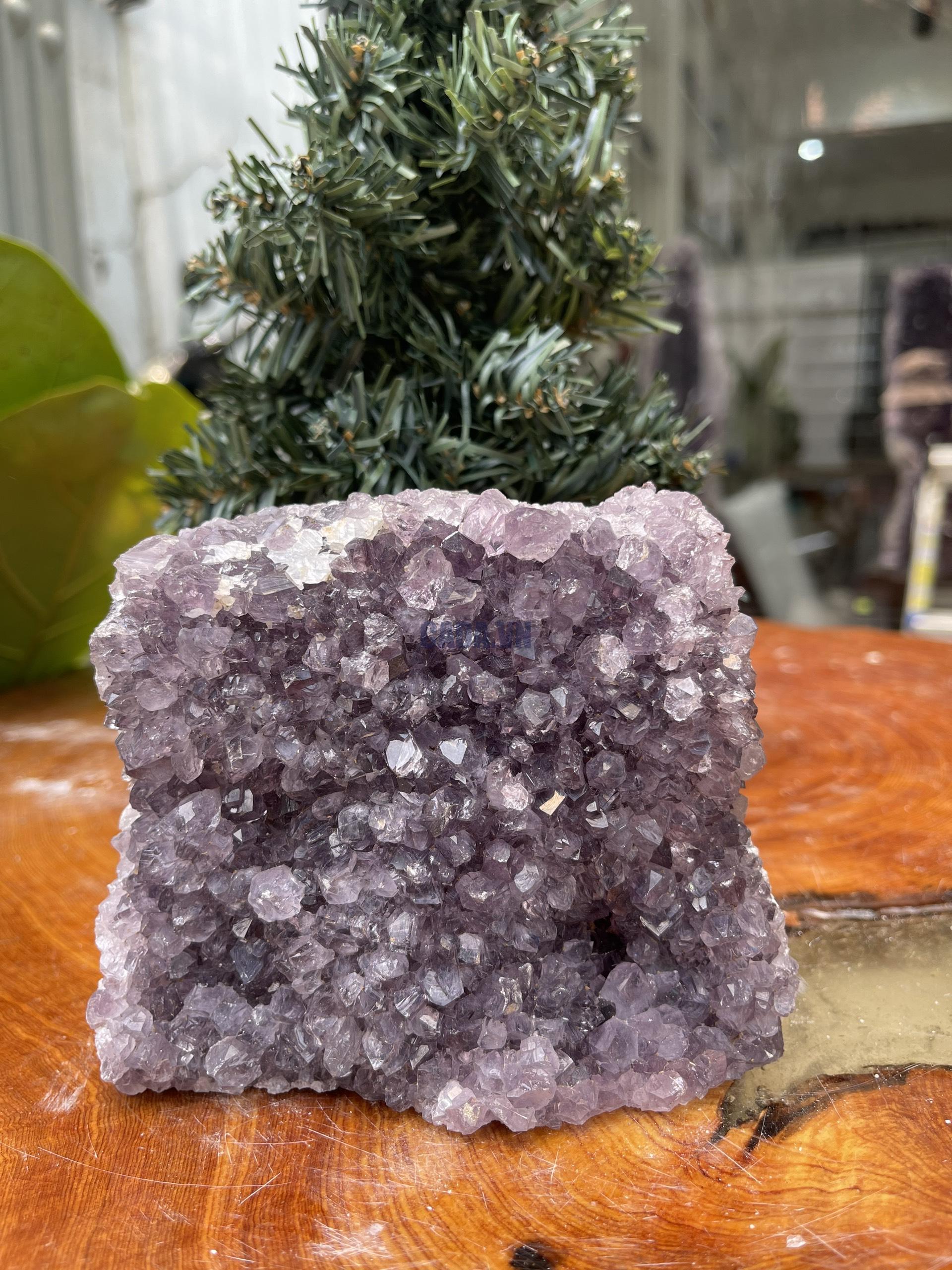 HỐC THẠCH ANH TÍM NHỎ – SMALL AMETHYST GEODE (TV328), KL: 1.010KG, KT: 11×12 CM