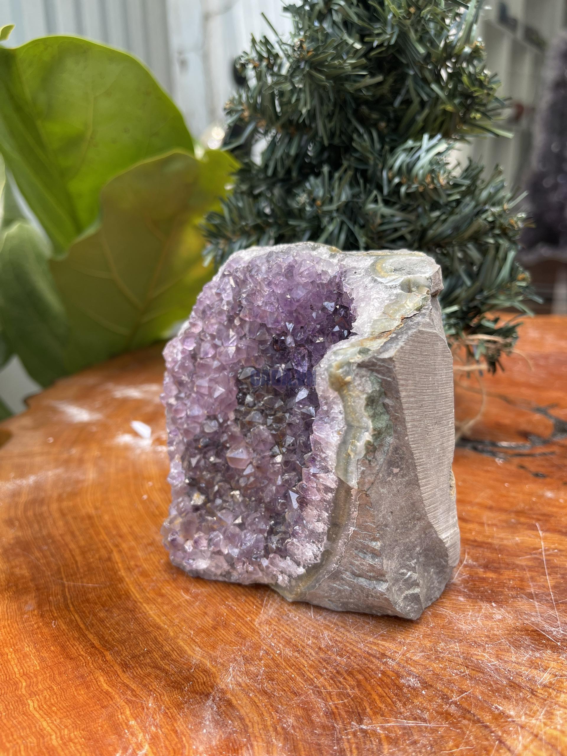 HỐC THẠCH ANH TÍM NHỎ – SMALL AMETHYST GEODE (TV337), KL: 1.150KG, KT: 10×10 CM