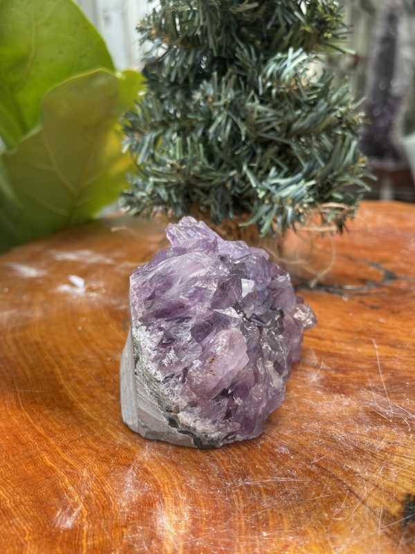 HỐC THẠCH ANH TÍM NHỎ – SMALL AMETHYST GEODE (TV339), KL: 0.540KG, KT: 7×9 CM