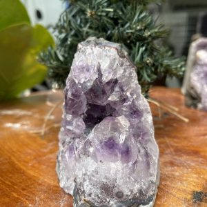 HỐC THẠCH ANH TÍM NHỎ – SMALL AMETHYST GEODE (TV345), KL: 0.616KG, KT: 11×8 CM