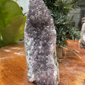 HỐC THẠCH ANH TÍM NHỎ – SMALL AMETHYST GEODE (TV347), KL: 0.326KG, KT: 8×8 CM