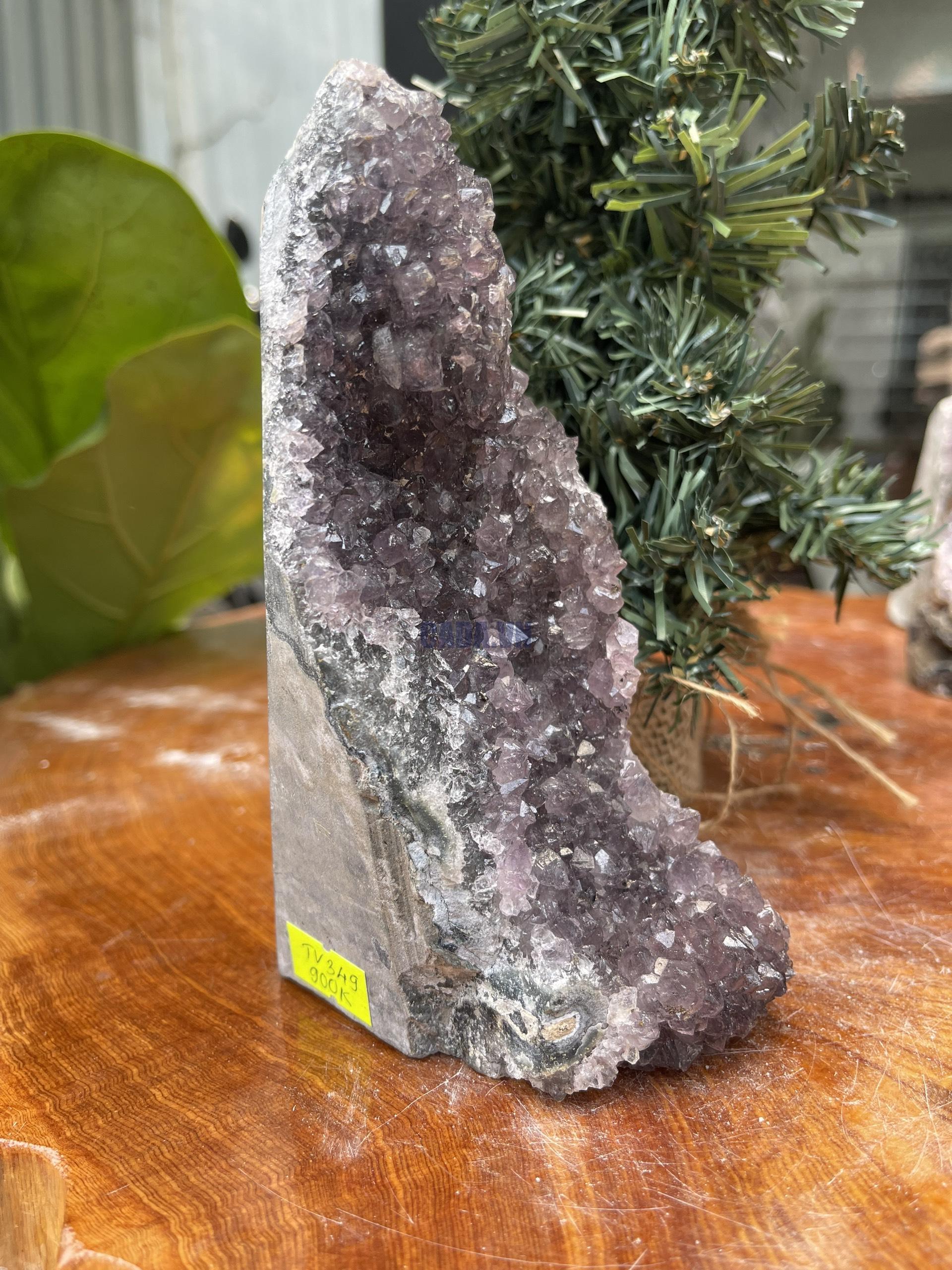 HỐC THẠCH ANH TÍM NHỎ – SMALL AMETHYST GEODE (TV349), KL: 0.898KG, KT: 16×7 CM