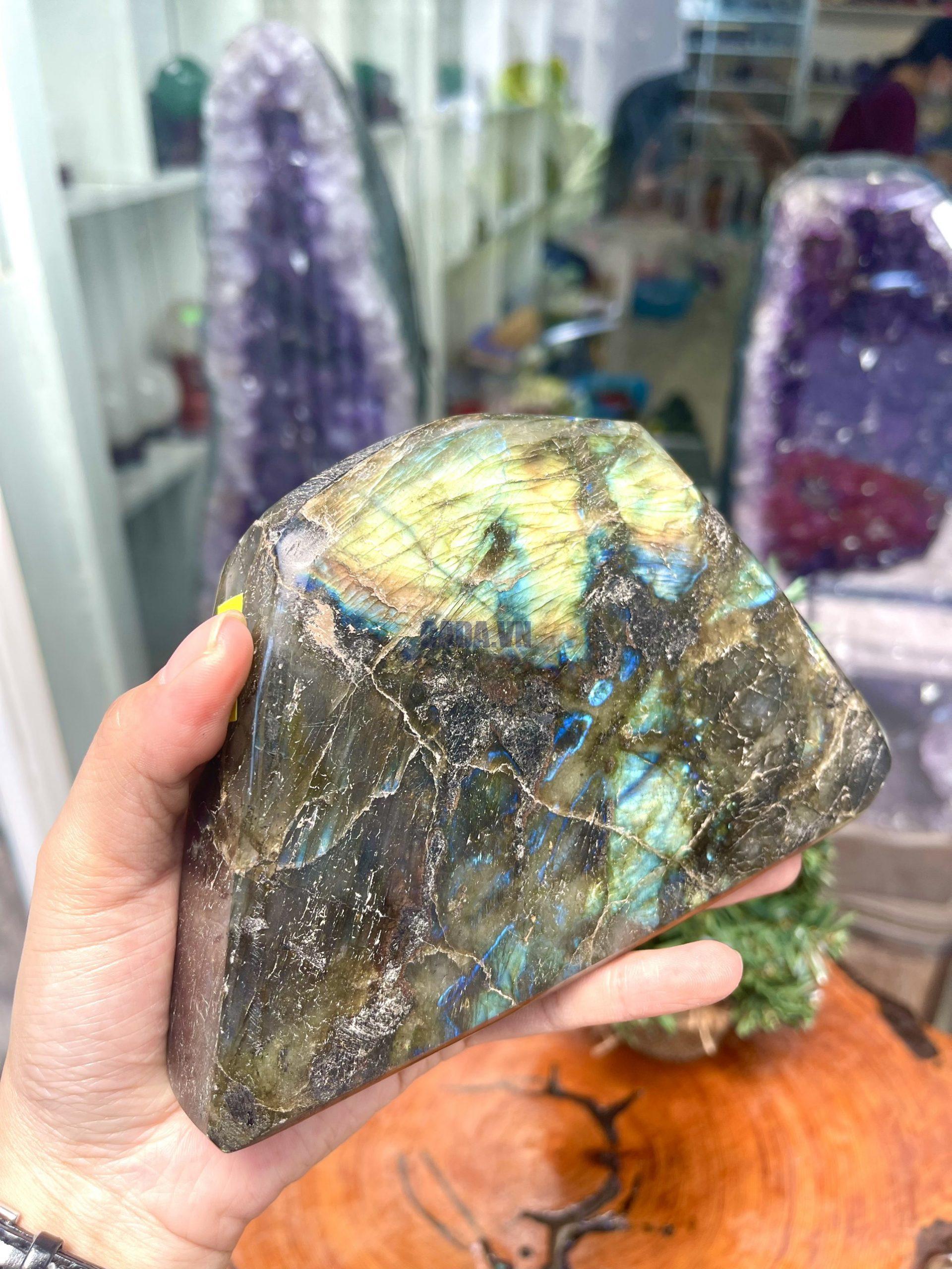 ĐÁ XÀ CỪ - HẮC NGUYỆT QUANG - Labradorite