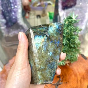 ĐÁ XÀ CỪ - HẮC NGUYỆT QUANG - Labradorite
